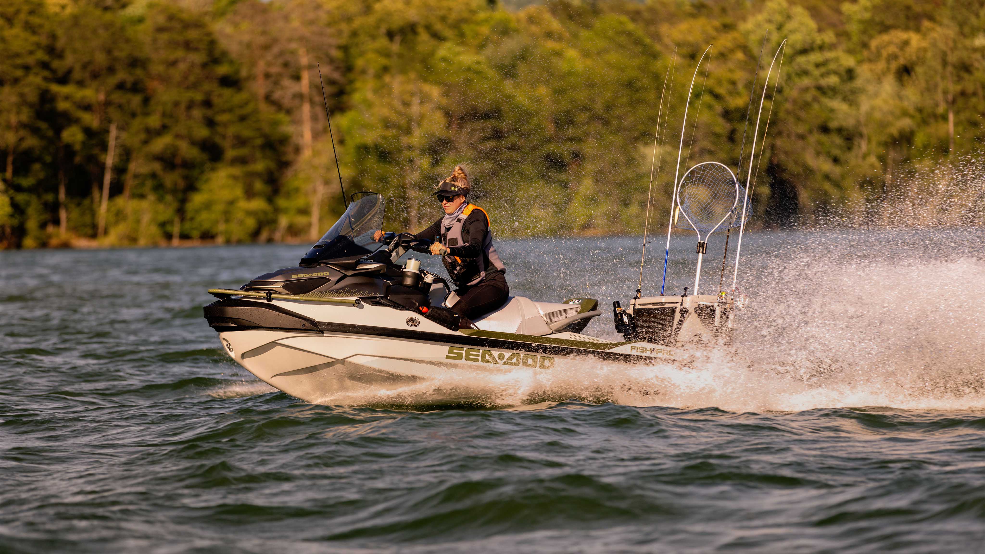 THE 2025 SEA-DOO FISH PRO APEX 300: A FISHING REVOLUTION